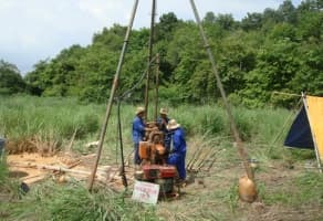 Khảo sát địa chất & Thiết kế